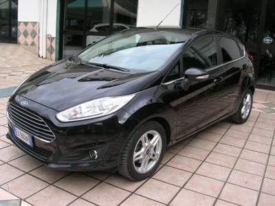Ford Fiesta 1.5 TDCi 75CV 5 porte Titanium Nero usata Montemesola
