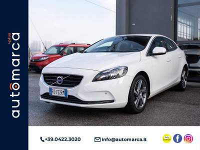 Volvo V40 D2 Momentum Bianco usata Silea