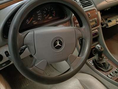 Mercedes-Benz CLK meccanica perfetta.carrozzeria con piccoli segni del tempo usata Roma