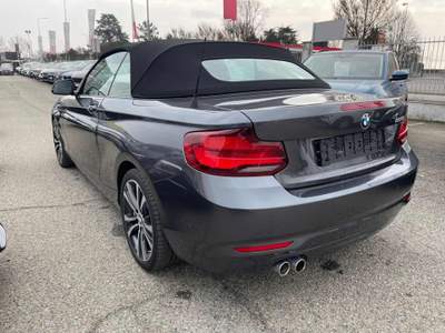BMW Serie 2 220i i Cabrio Advantage aut. Grigio usata Torino