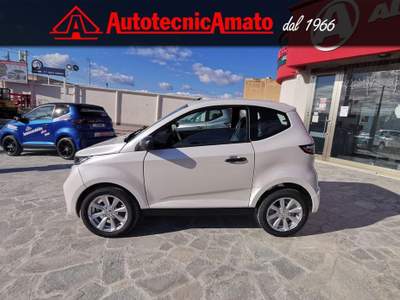Aixam City Pack Ambition Bianco usata Marsala
