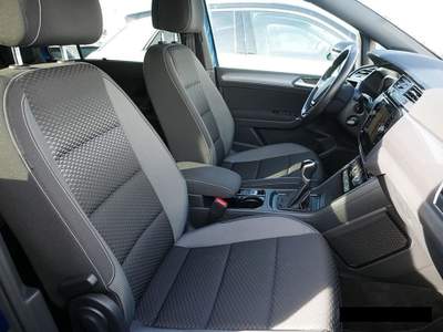 Volkswagen Touran 2.0 TDI 122 CV Active BlueMotion Technology Blu/Azzurro usata Castelnuovo Rangone