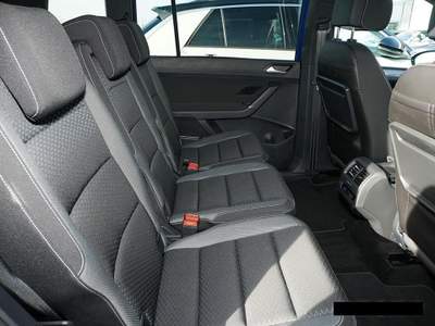 Volkswagen Touran 2.0 TDI 122 CV Active BlueMotion Technology Blu/Azzurro usata Castelnuovo Rangone
