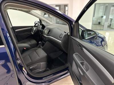 Volkswagen Sharan 2.0 TDI 150 CV SCR DSG Comfortline Blu/Azzurro usata Castelnuovo Rangone