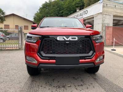 Evo Cross 4 EVO Cross 4 2.0 Turbodiesel Doppia Cabina Nero usata Cannobio