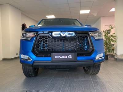 Evo Cross 4 EVO Cross 4 2.0 Turbodiesel Doppia Cabina Blu/Azzurro usata Cannobio