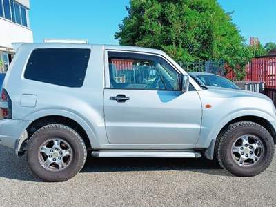 Mitsubishi Pajero 3.2 16V DI-D 3p. GLX Grigio usata Pisa