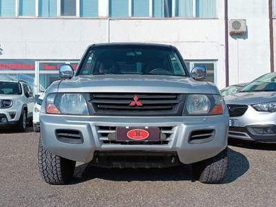Mitsubishi Pajero 3.2 16V DI-D 3p. GLX Grigio usata Pisa