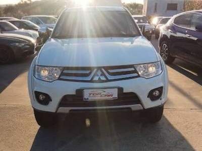 Mitsubishi L200 D.cab 2.5 di-d Intense Plus 178cv N1 E5 Bianco usata Gioia Sannitica