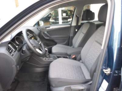 Volkswagen Tiguan 2.0 TDI SCR Life Blu/Azzurro usata Castelnuovo Rangone