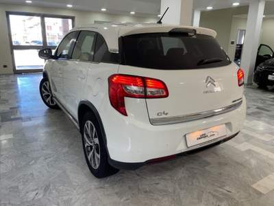 Citroen C4 Aircross HDi 115 S&S 2WD Seduction Bianco usata Paolisi