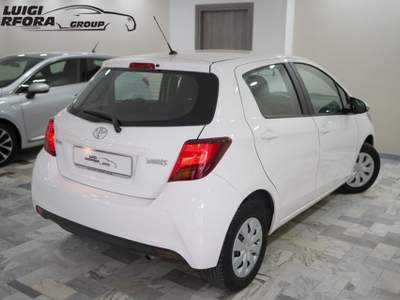 Toyota Yaris 1.0 5 porte Active Bianco usata Paolisi