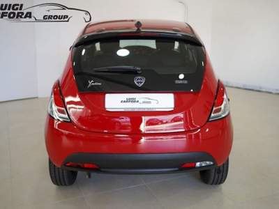 Lancia Ypsilon MY23 1.0 FIREFLY 70 CV START&STOP HYBRID SILVER PL Rosso usata Paolisi