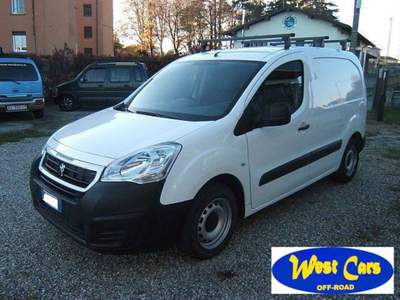 Peugeot Partner BlueHDi 100 ETG6  Active Bianco usata Vigevano