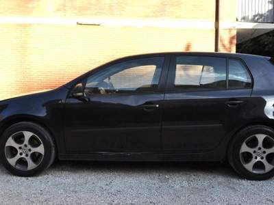 Volkswagen Golf 1.9 TDI DPF 5p. 5m. Comfortline Nero usata Sant'Angelo in Pontano