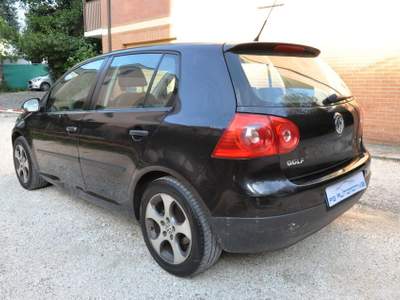 Volkswagen Golf 1.9 TDI DPF 5p. 5m. Comfortline Nero usata Sant'Angelo in Pontano