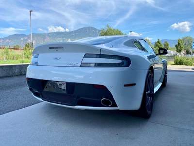 Aston Martin V8 Vantage V8 Vantage S Sportshift II Carbon Iva 22% Compresa Bianco usata Bolzano