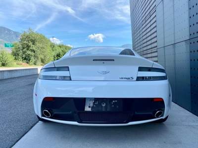 Aston Martin V8 Vantage S V8 Sportshift II Carbon Iva 22% Compresa Bianco usata Bolzano