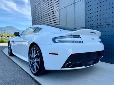 Aston Martin V8 Vantage S V8 Sportshift II Carbon Iva 22% Compresa Bianco usata Bolzano