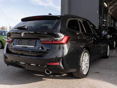 BMW Serie 3 320d 320d xDrive Touring Business Advantage Nero usata Silea