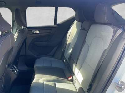 Volvo XC40 B3 automatico Plus Dark Bianco usata Castelnuovo Rangone