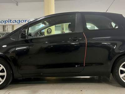 Toyota Yaris 1.3 3 porte Sol GPL Nero usata Torino