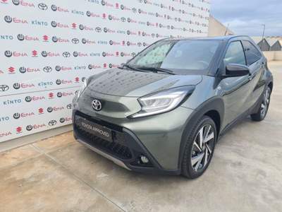 Toyota Aygo 1.0 VVT-i 72 CV 5 porte Lounge S-CVT Verde usata Cagliari