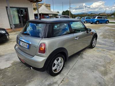 MINI Clubman Mini Cooper D                                                         Nero usata Guspini