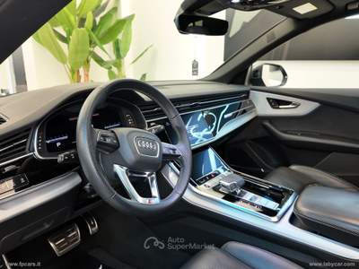 Audi Q8 Q8 SUV 50 TDI QUATTRO 210 kW tiptr. S line ed. Grigio usata Cerignola