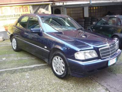 Mercedes-Benz Classe C CDI cat Elegance Blu/Azzurro usata Roma
