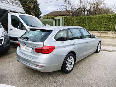 BMW Serie 3 316d d Touring Business Advantage aut. NAVIG/FARI LED Argento usata Atripalda