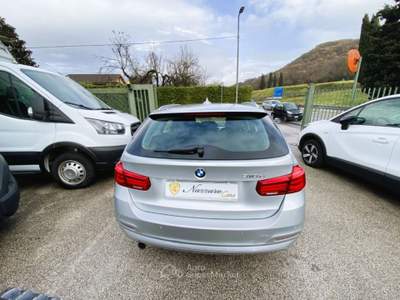 BMW Serie 3 316d d Touring Business Advantage aut. NAVIG/FARI LED Argento usata Atripalda