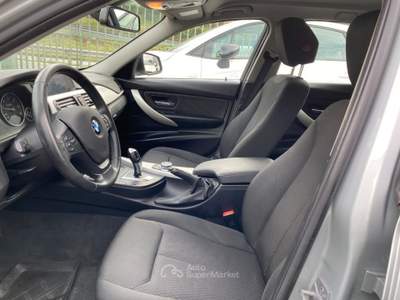 BMW Serie 3 316d d Touring Business Advantage aut. NAVIG/FARI LED Argento usata Atripalda