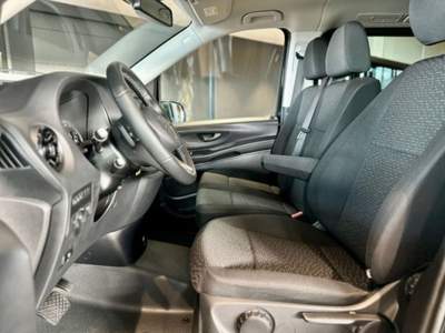 Mercedes-Benz Vito 2.0 119 CDI 4x4 PL Tourer Pro Extra-Long Nero usata Castelnuovo Rangone