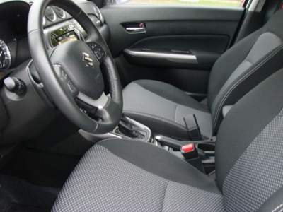 Suzuki Vitara 1.5 Hybrid A/T 4WD AllGrip Comfort Bianco usata Castelnuovo Rangone