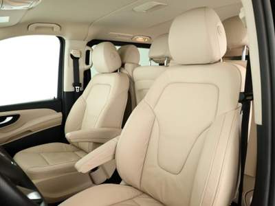 Mercedes-Benz Classe V d Automatic 4Matic Avantgarde Extralong Nero usata Castelnuovo Rangone