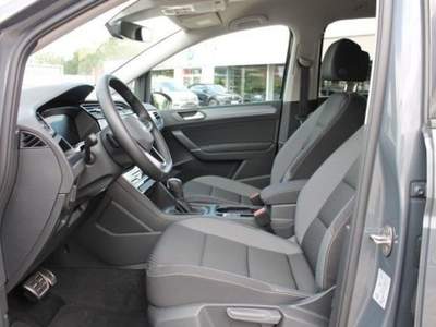 Volkswagen Touran 2.0 TDI 150CV SCR DSG Active BlueMotion Technology Grigio usata Castelnuovo Rangone