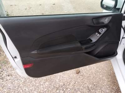 Ford Fiesta 1.5 TDCi 85 CV 3 porte Van Trend Bianco usata Ferrara