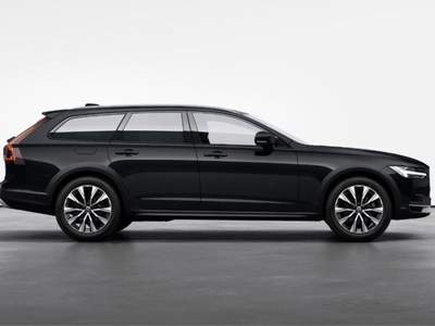 Volvo V90 Cross Country B4 (d) AWD automatico Plus Nero usata Milano