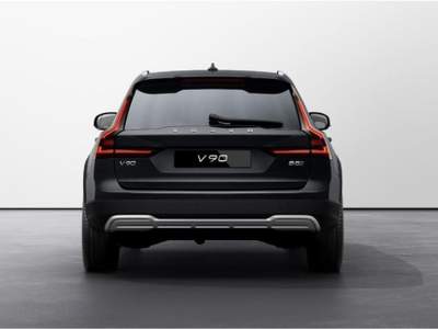 Volvo V90 Cross Country B4 (d) AWD automatico Plus Nero usata Milano