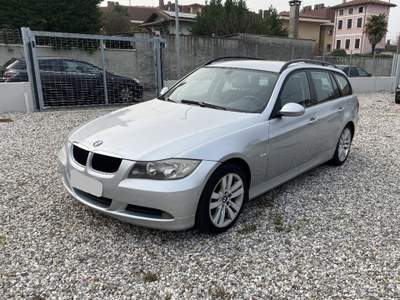 BMW Serie 3 320d d cat Touring TURBO K.O. - SPIA AIR BAG ACCESA Grigio usata Latisana