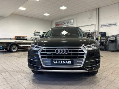 Audi Q5 40 TDI 204 CV quattro S tronic Business Sport Nero usata Sant'Anna d'Alfaedo