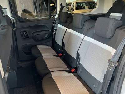 Citroen Berlingo PureTech 130 Stop&Start EAT8 XL 7 posti Feel Pack Bianco usata Castelnuovo Rangone
