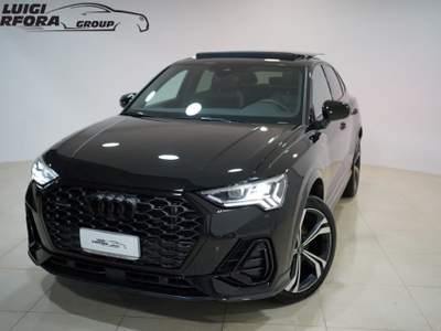 Audi Q3 SPB 40 TDI quattro Identity Black Tetto Apribile Nero usata Paolisi