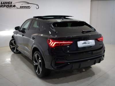 Audi Q3 SPB 40 TDI quattro Identity Black Tetto Apribile Nero usata Paolisi