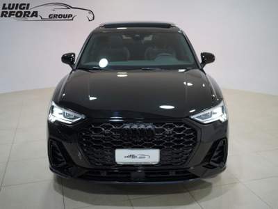 Audi Q3 SPB 40 TDI quattro Identity Black Tetto Apribile Nero usata Paolisi