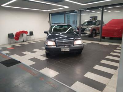 Mercedes-Benz Classe C C 180 Elegance - 2airbag - ASI -UNICO PROPRIETARIO Grigio usata Carrara