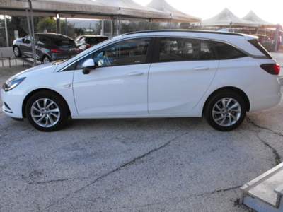 Opel Astra 1.6 CDTi 110CV Start&Stop Sports Tourer Business Bianco usata Villasmundo