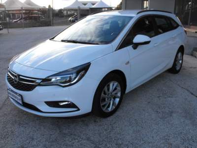 Opel Astra 1.6 CDTi 110CV Start&Stop Sports Tourer Business Bianco usata Villasmundo