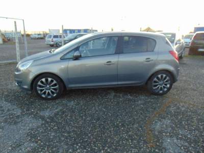 Opel Corsa  usata Viterbo